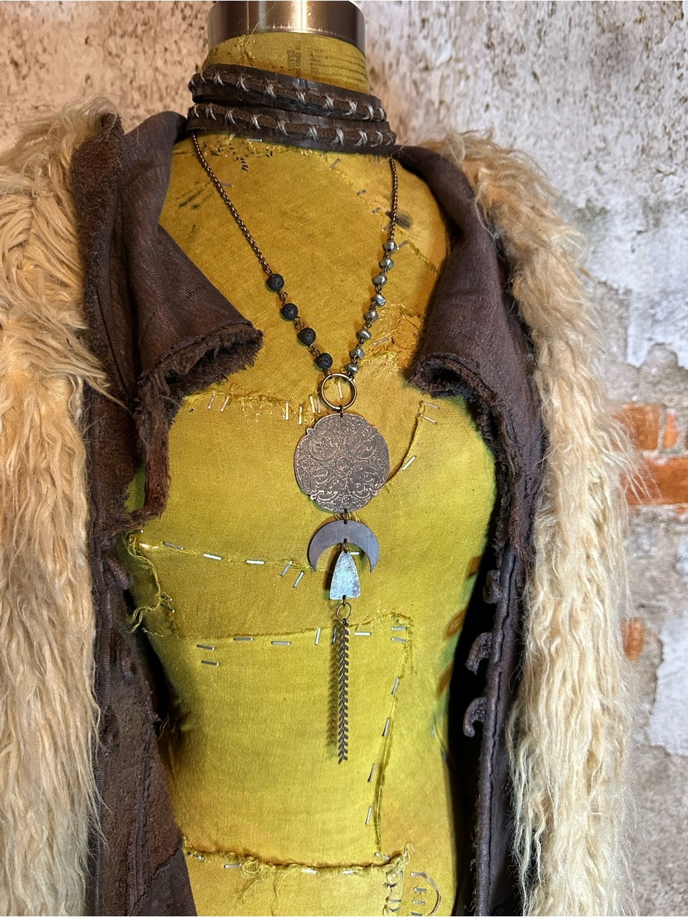 upcycled rustic necklace - Picture 6 of 7